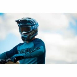 Marque Casque Intégral Fly® Formula Carbon Axon Noir/Bleu/Jaune 9 Marque Casque Intégral Fly® Formula Carbon Axon Noir/Bleu/Jaune -Équipements BMX Enfant Soldes casque fly formula carbon axon noirbleujaune 4