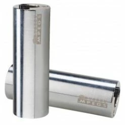 Marque Pegs Odyssey Mpeg Chrome (La Paire)